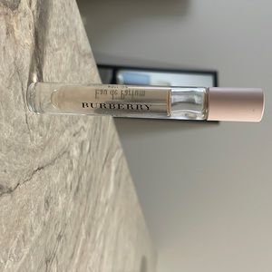 Burberry Her perfume
